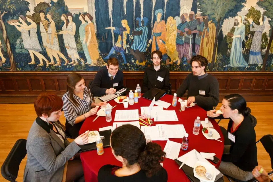 Apply Now for the 2025 Fully Funded Professional Fellows Program